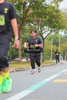 Runner Photo 5671521