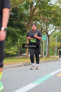 Runner Photo 5671524