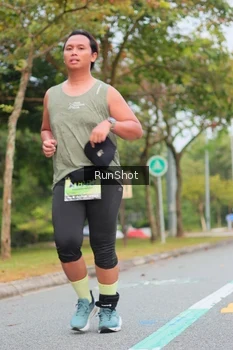 Runner Photo 5671554