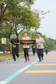 Runner Photo 5671563