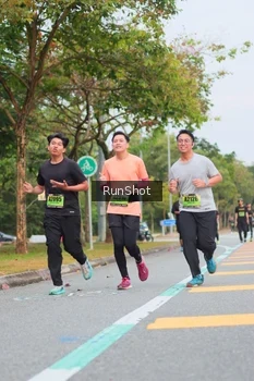 Runner Photo 5671580