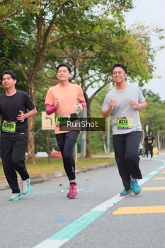 Runner Photo 5671592