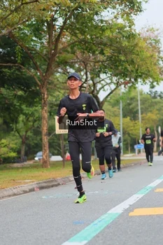 Runner Photo 5671601
