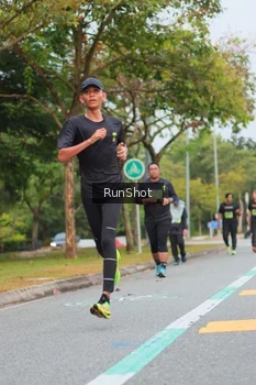 Runner Photo 5671611