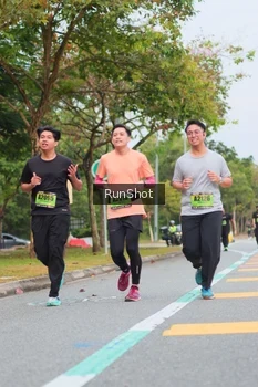 Runner Photo 5671614