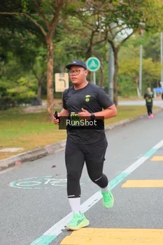 Runner Photo 5672153