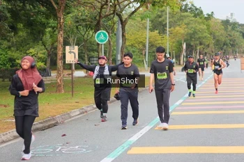 Runner Photo 5672215