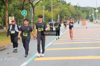 Runner Photo 5672235