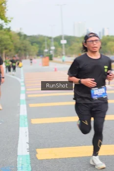 Runner Photo 5672299
