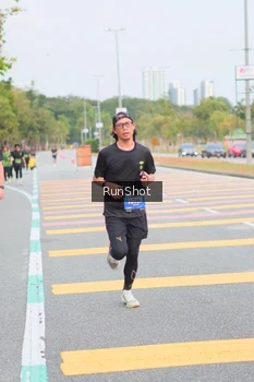 Runner Photo 5672300