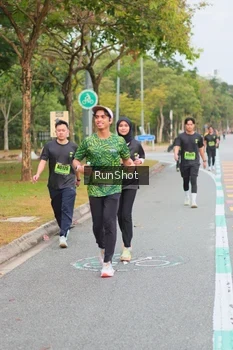 Runner Photo 5672343