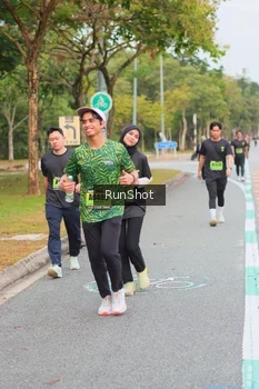 Runner Photo 5672350