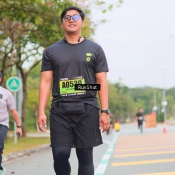 Runner Photo 5672446