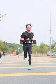 Runner Photo 5672453