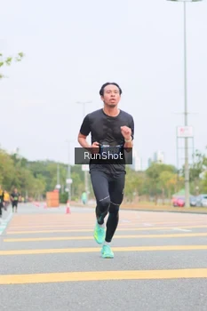 Runner Photo 5672456