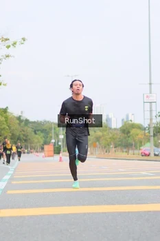 Runner Photo 5672459