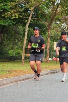 Runner Photo 5672494