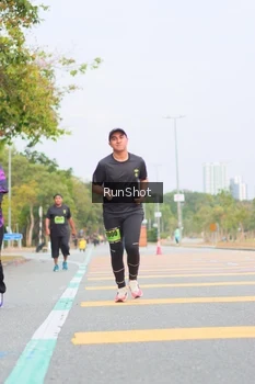 Runner Photo 5672571