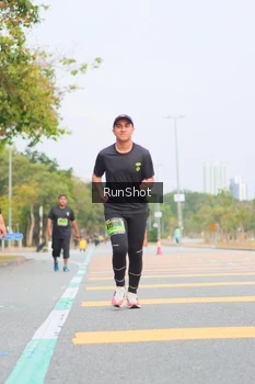 Runner Photo 5672582