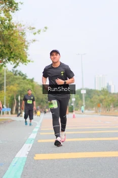 Runner Photo 5672585