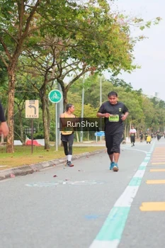 Runner Photo 5672599