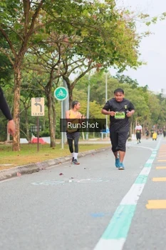 Runner Photo 5672600