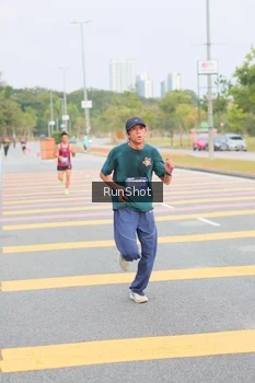 Runner Photo 5672617