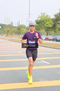 Runner Photo 5672667