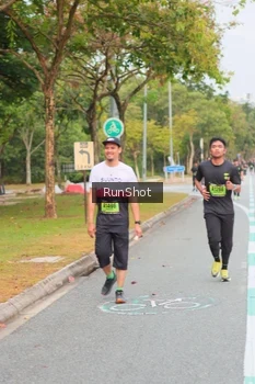 Runner Photo 5672680