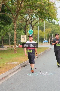 Runner Photo 5672683