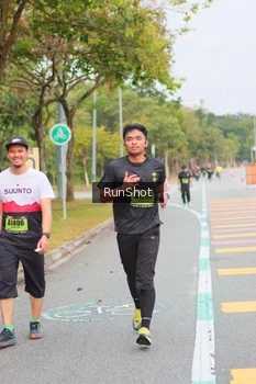 Runner Photo 5672695