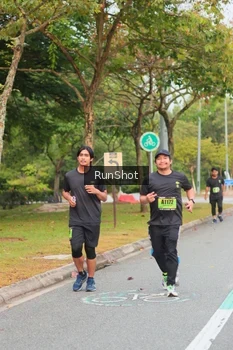 Runner Photo 5672719