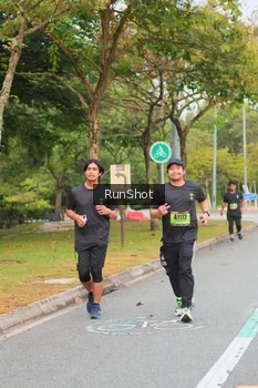 Runner Photo 5672723