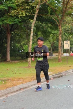 Runner Photo 5672746