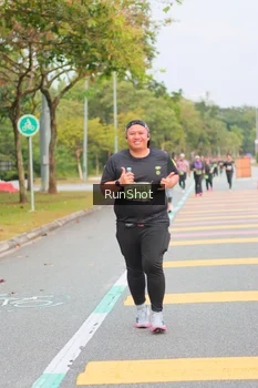 Runner Photo 5672785