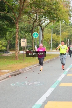Runner Photo 5672789