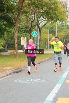 Runner Photo 5672791