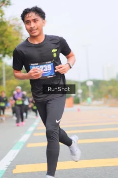 Runner Photo 5672897