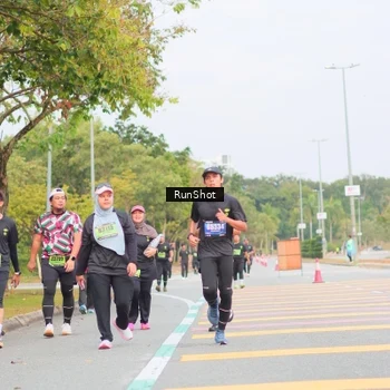 Runner Photo 5672924