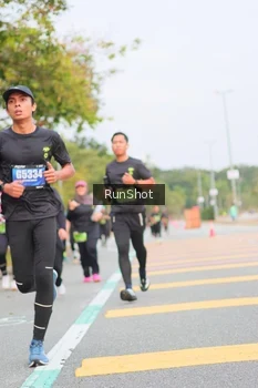 Runner Photo 5672934