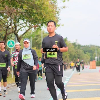 Runner Photo 5672946