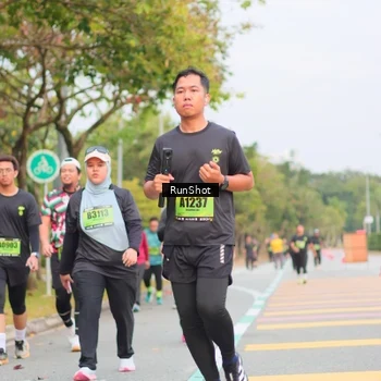 Runner Photo 5672947