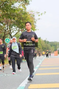 Runner Photo 5672952