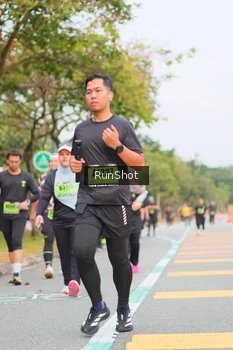 Runner Photo 5672957