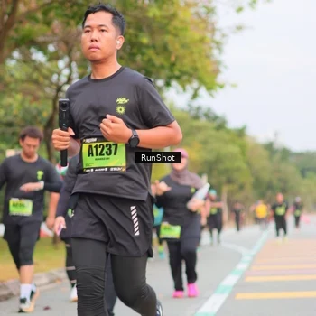 Runner Photo 5672981