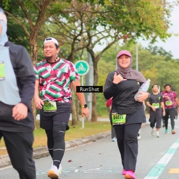 Runner Photo 5673015
