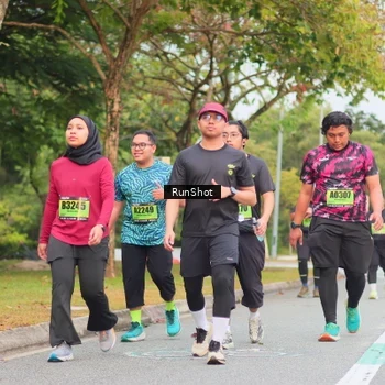 Runner Photo 5673027