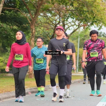 Runner Photo 5673036