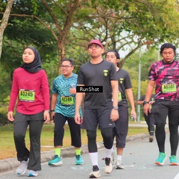 Runner Photo 5673040