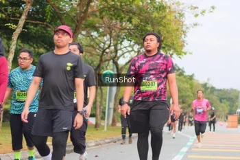Runner Photo 5673067